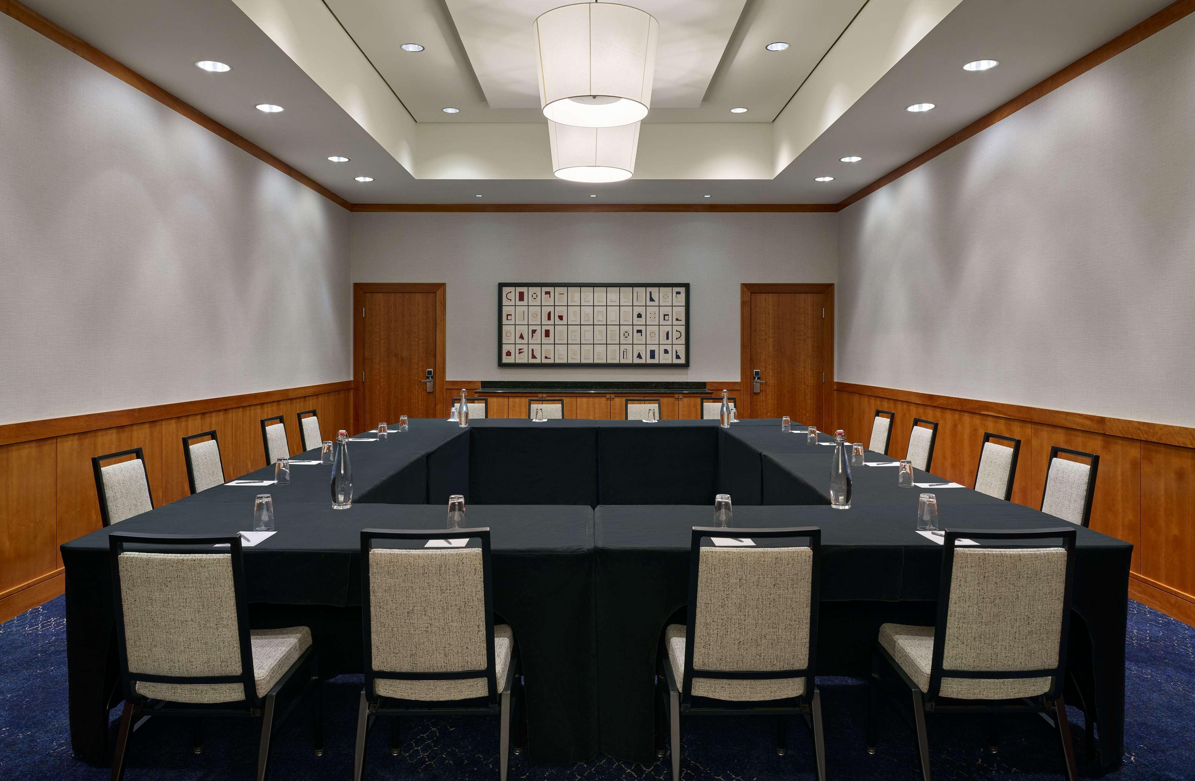 Embassy Suites By Hilton Washington Dc Convention Center Ngoại thất bức ảnh