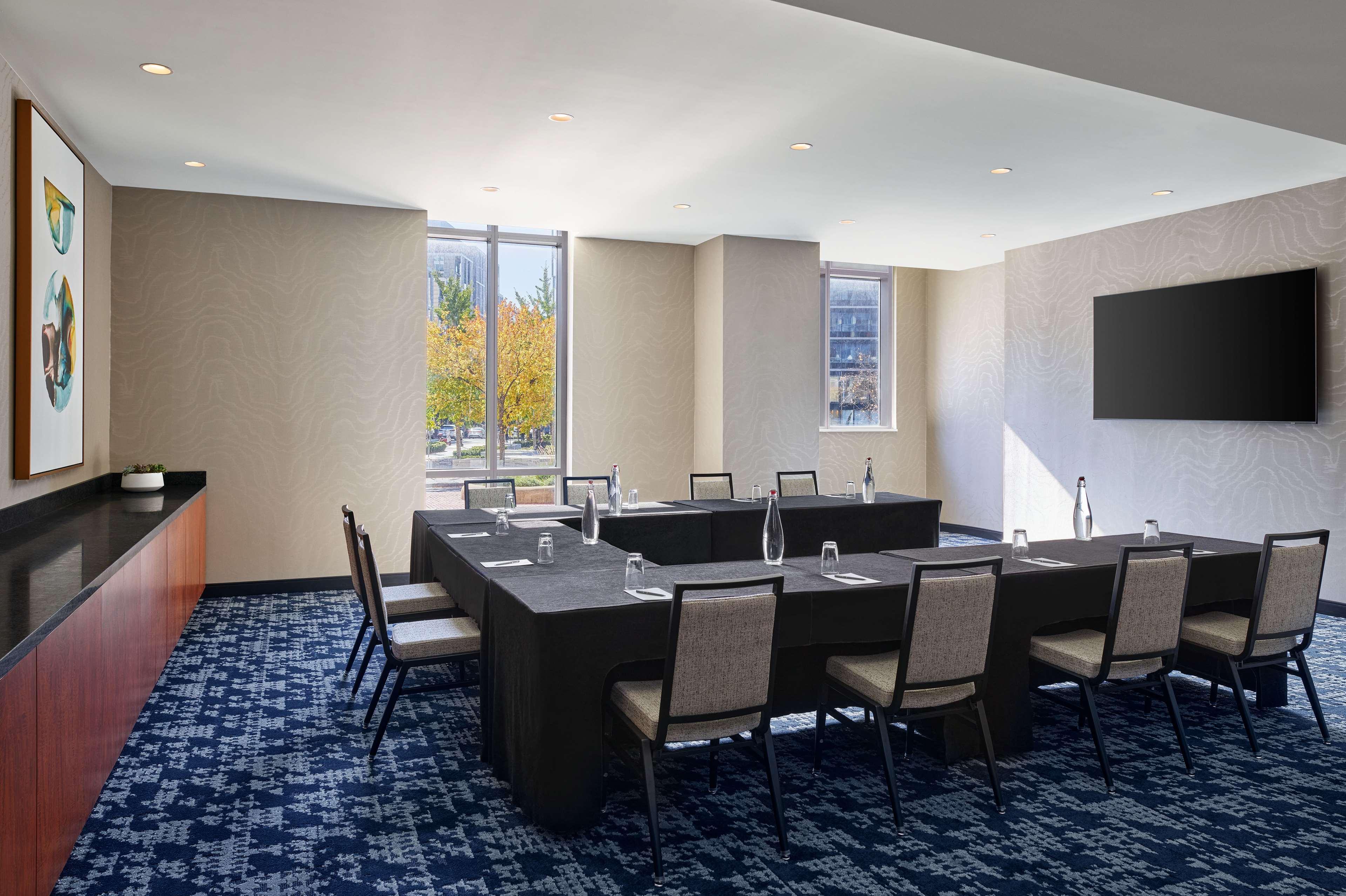 Embassy Suites By Hilton Washington Dc Convention Center Ngoại thất bức ảnh