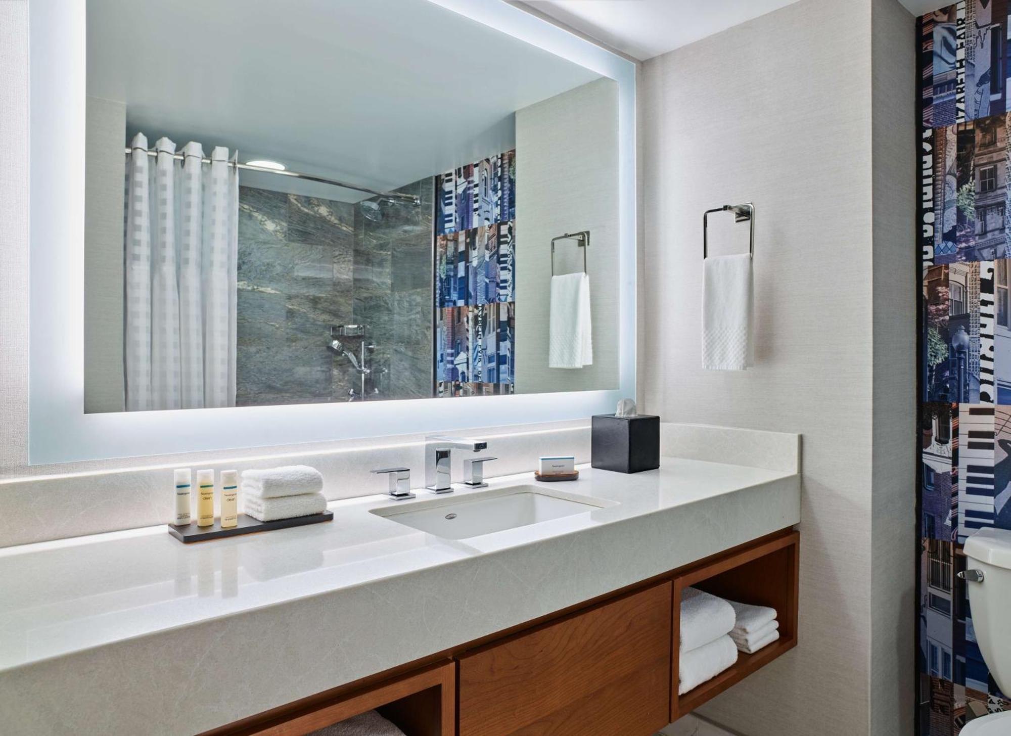 Embassy Suites By Hilton Washington Dc Convention Center Ngoại thất bức ảnh